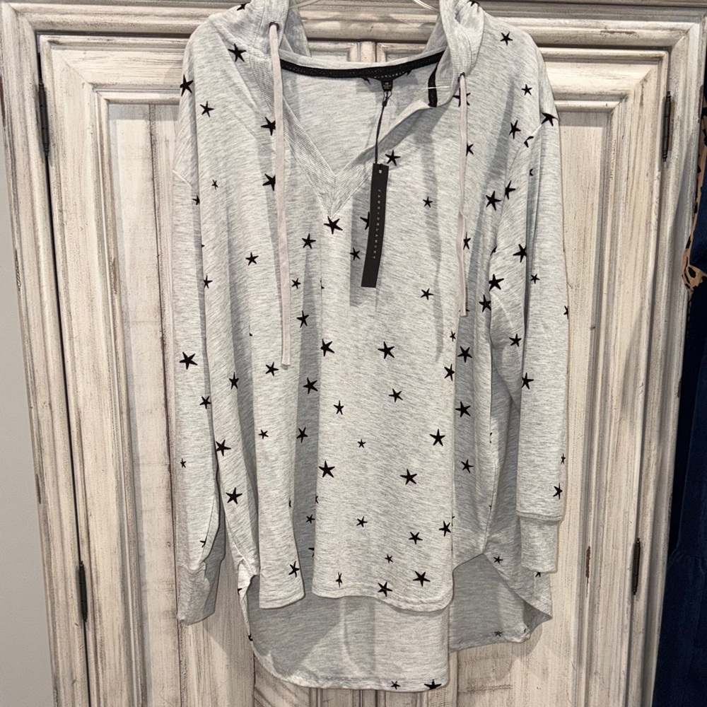 Jane and Delancey Gray Star Hoodie Top